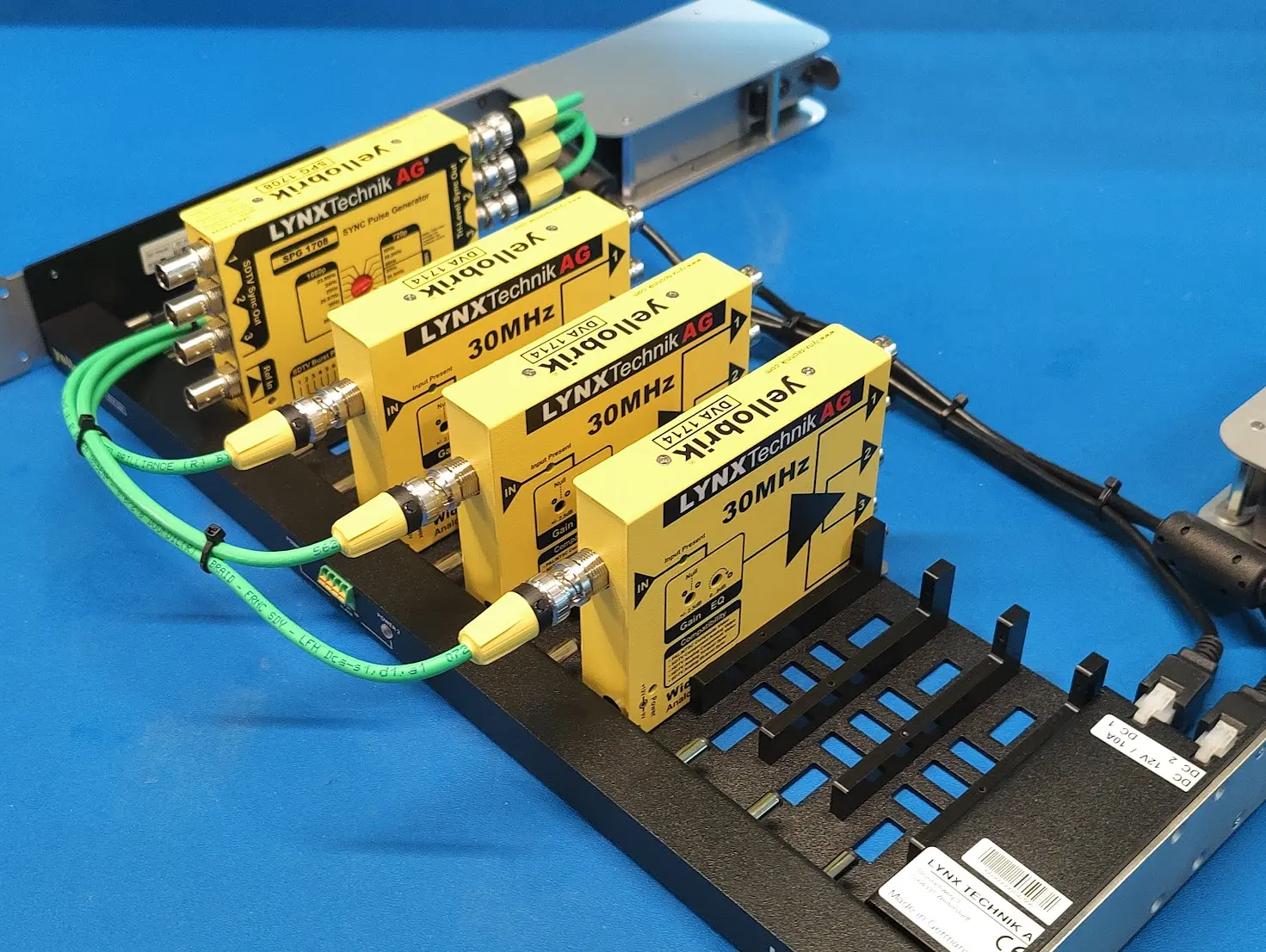 HD SDI-video sync generator Yellobrik in Lab