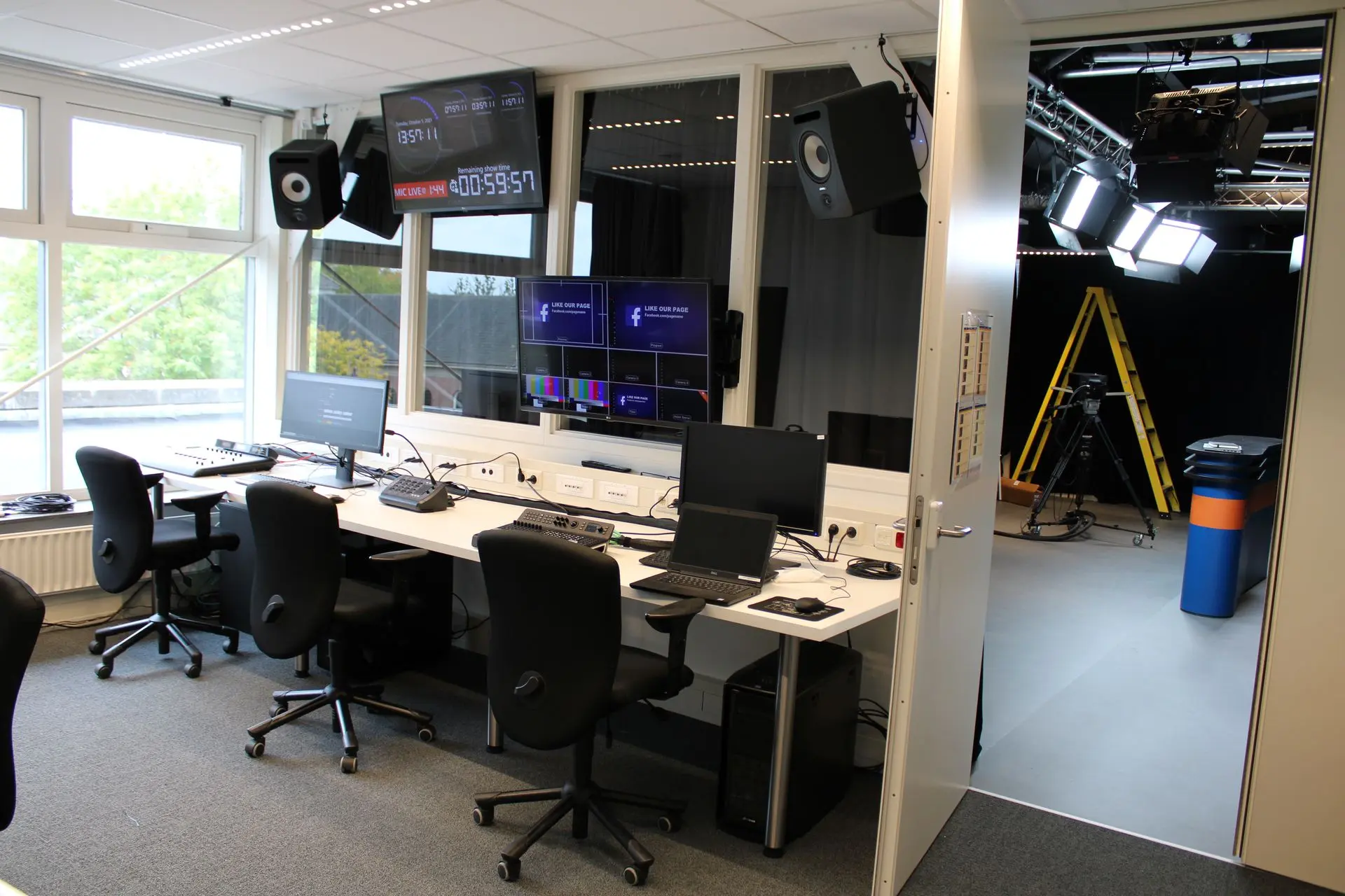 Creative Media and Game Technologies at Breda University of Applied Sciences televisie studio