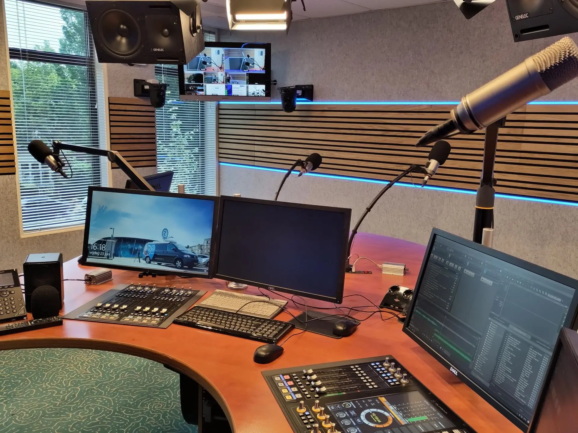 radio studio omroep zeeland