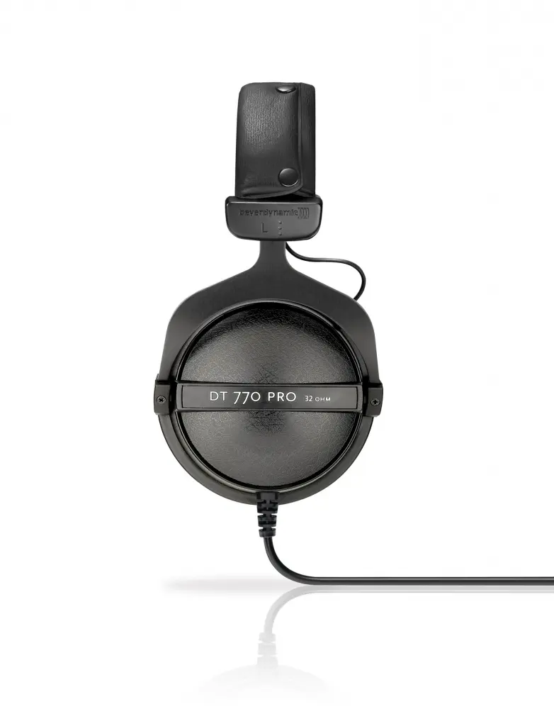 DT 770 PRO - 32 Ohm - Side